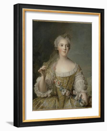 Madame Sophie de France, fille de Louis XV (1734-1782), représentée en buste tenant une guirlande-Jean-Marc Nattier-Framed Giclee Print