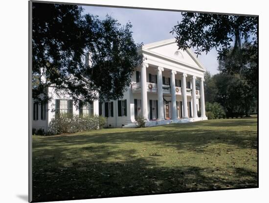 Madewood Plantation House, on the Lafourche Bayou, Mississippi, Louisiana-Bruno Barbier-Mounted Photographic Print