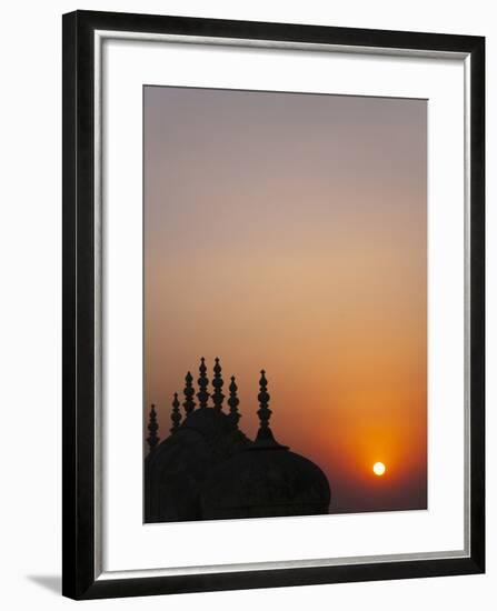 Madhavendra Palace at Sunset, Jaipur, Rajasthan, India-Keren Su-Framed Photographic Print