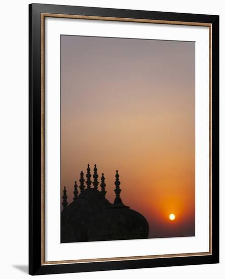 Madhavendra Palace at Sunset, Jaipur, Rajasthan, India-Keren Su-Framed Photographic Print