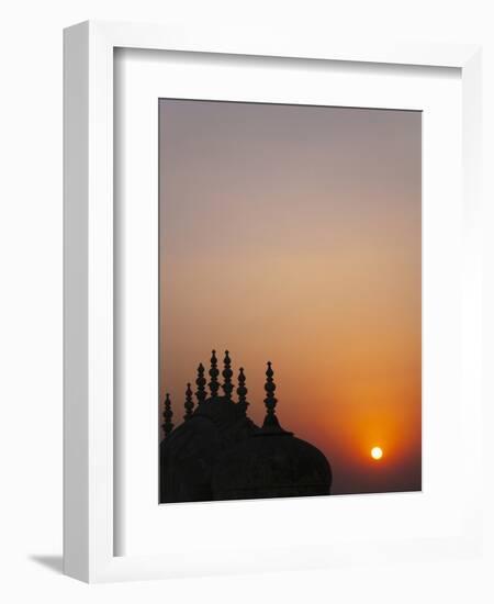 Madhavendra Palace at Sunset, Jaipur, Rajasthan, India-Keren Su-Framed Photographic Print