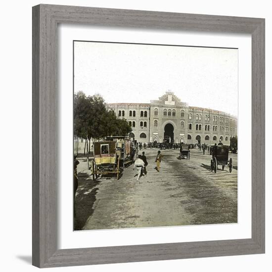 Madrid (Spain), Amphitheatre, Circa 1885-1890-Leon, Levy et Fils-Framed Photographic Print