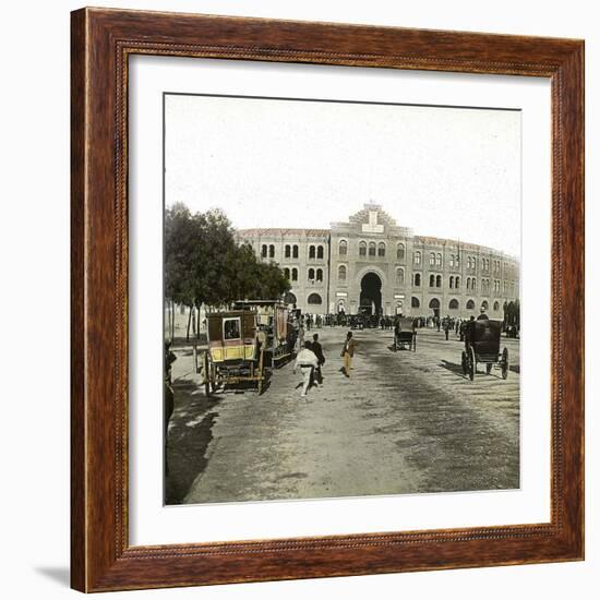 Madrid (Spain), Amphitheatre, Circa 1885-1890-Leon, Levy et Fils-Framed Photographic Print