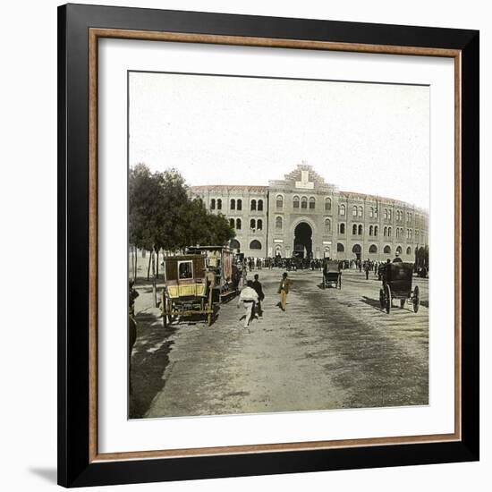 Madrid (Spain), Amphitheatre, Circa 1885-1890-Leon, Levy et Fils-Framed Photographic Print