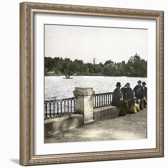 Madrid (Spain), Pond in Buen Retiro-Leon, Levy et Fils-Framed Photographic Print