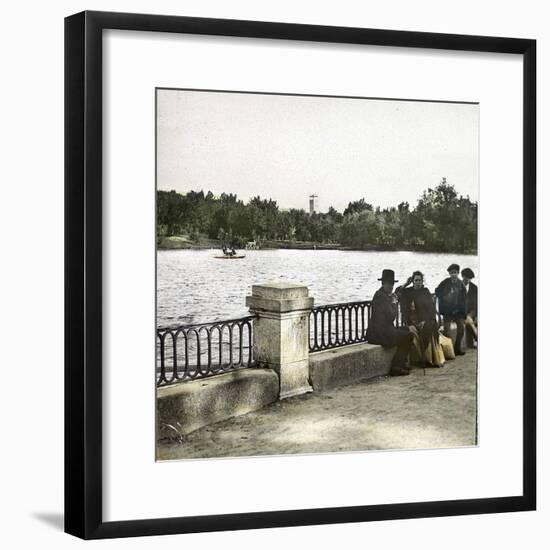 Madrid (Spain), Pond in Buen Retiro-Leon, Levy et Fils-Framed Photographic Print