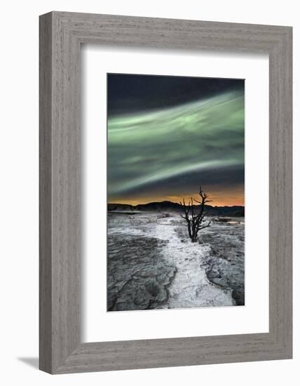 Magic Aurora-Liloni Luca-Framed Photographic Print