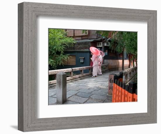 Maiko, Kyoto, Japan-Shin Terada-Framed Photographic Print