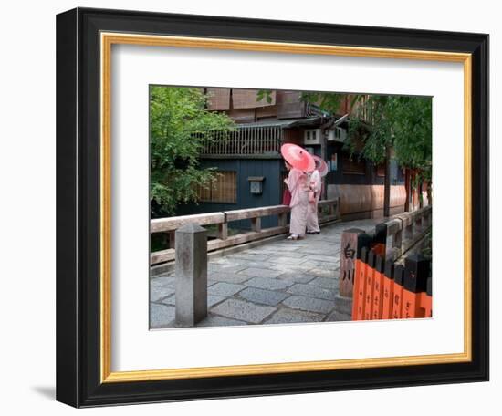 Maiko, Kyoto, Japan-Shin Terada-Framed Photographic Print