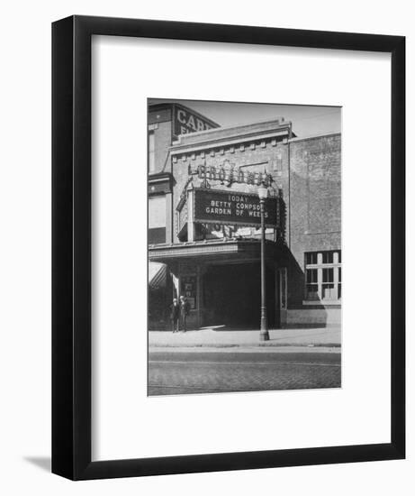 'Main entrance, the Broadway Theatre, South Boston, Massachusetts, 1925 ...