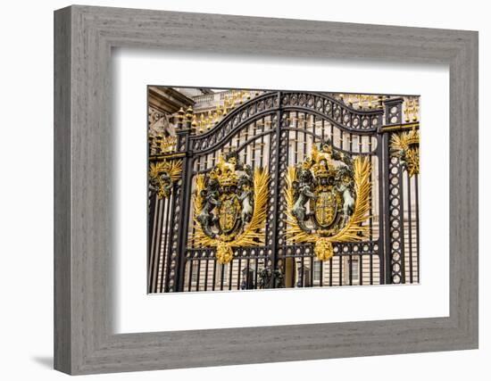 Main gates at Buckingham Palace, London, England.-Michael DeFreitas-Framed Photographic Print