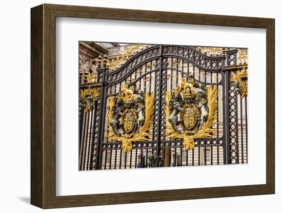 Main gates at Buckingham Palace, London, England.-Michael DeFreitas-Framed Photographic Print