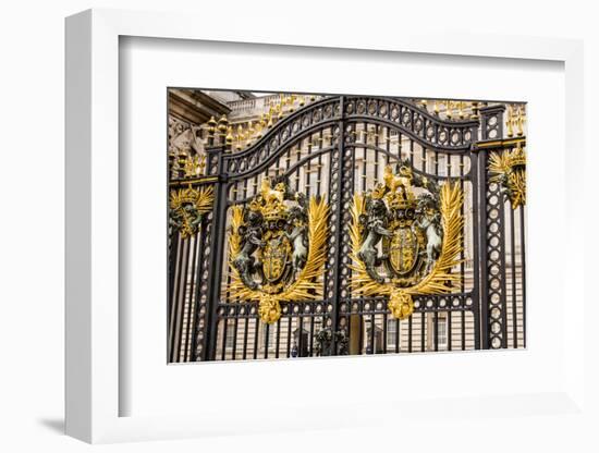 Main gates at Buckingham Palace, London, England.-Michael DeFreitas-Framed Photographic Print