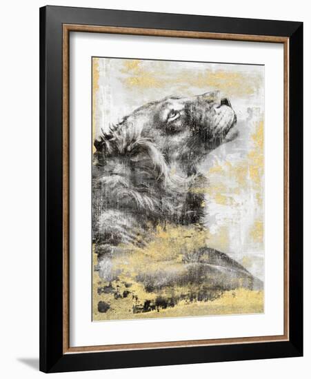 Majesty-Dina Peregojina-Framed Art Print