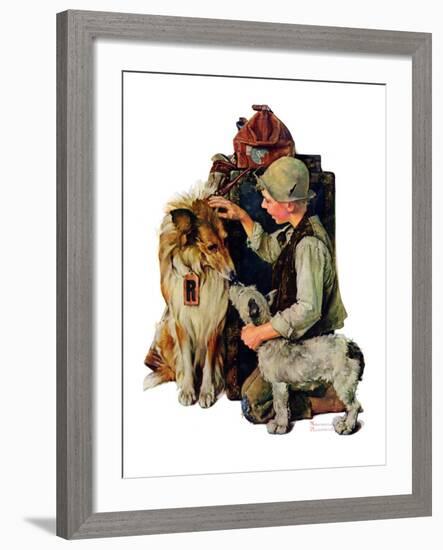 "Making Friends" or "Raleigh Rockwell", September 28,1929-Norman Rockwell-Framed Giclee Print