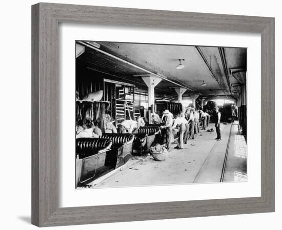 Making the Bodies for Model T Fords, 1915-null-Framed Photographic Print