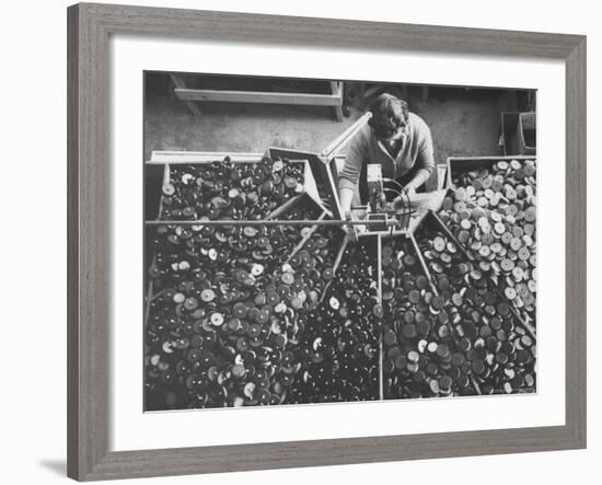 Making Yo-Yos-Robert W^ Kelley-Framed Photographic Print