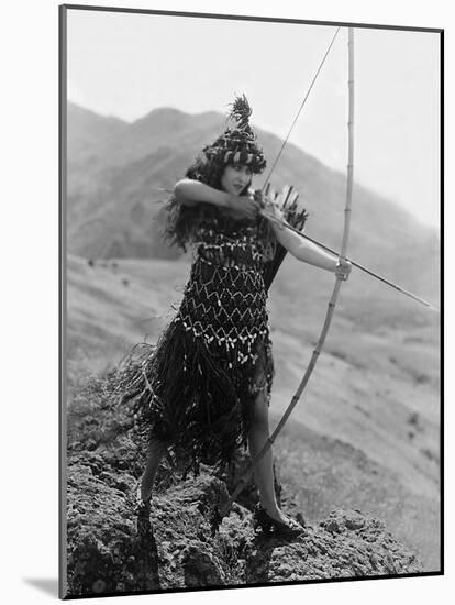 Male And Female, Gloria Swanson, 1919, With Bow And Arrow-null-Mounted Photo