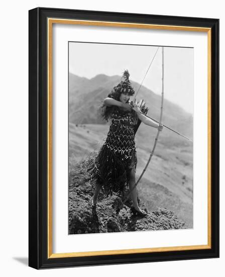 Male And Female, Gloria Swanson, 1919, With Bow And Arrow-null-Framed Photo