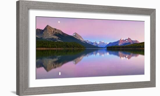 Maligne Lake-Yan Zhang-Framed Photographic Print