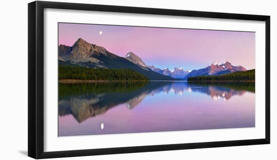 Maligne Lake-Yan Zhang-Framed Photographic Print