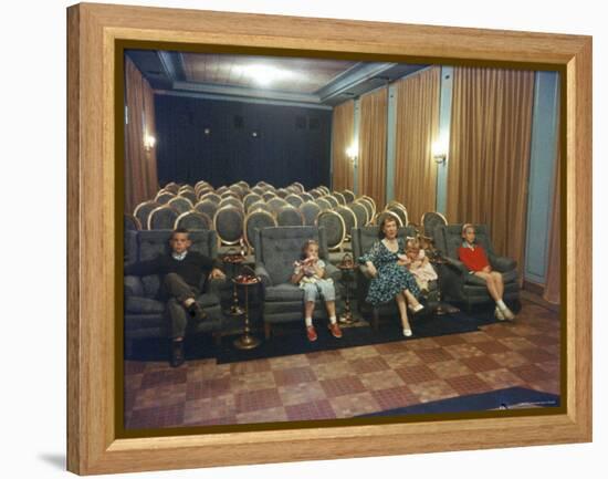 Mamie Eisenhower in White House with Grandchildren Barbara Ann, Mary Jean, Susie and David-Ed Clark-Framed Premier Image Canvas