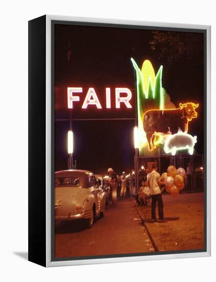 Man Selling Balloons at Entrance of Iowa State Fair-John Dominis-Framed Premier Image Canvas