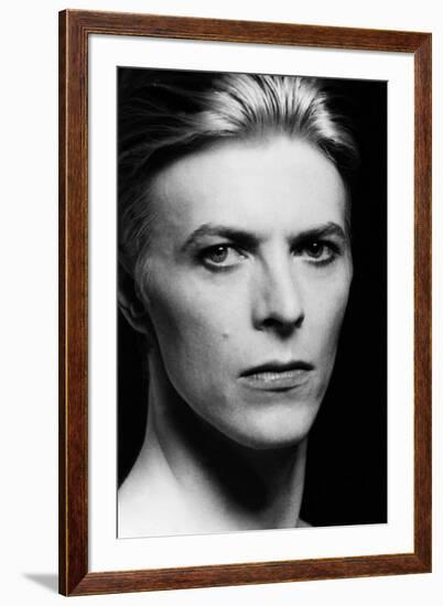 Man Who Fell to Earth, David Bowie 1976-null-Framed Photo