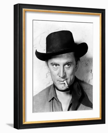 Man Without a Star, Kirk Douglas, 1955-null-Framed Photo