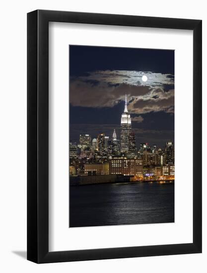 Manhattan, Moonrise over the Empire State Building-Gavin Hellier-Framed Photographic Print