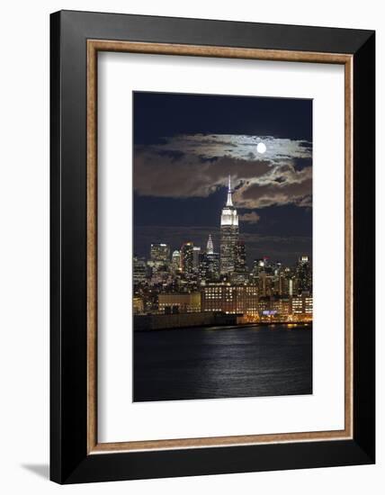 Manhattan, Moonrise over the Empire State Building-Gavin Hellier-Framed Photographic Print