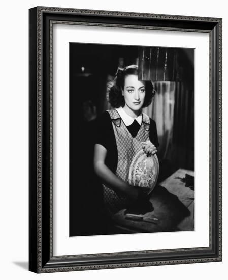 MANNEQU 1938 directed by FRANK BORZAGE Joan Crawford (b/w photo)-null-Framed Photo