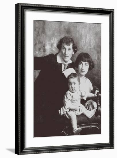 Marc Chagall with His First Wife Bella and Daughter Ida-Russian Photographer-Framed Giclee Print