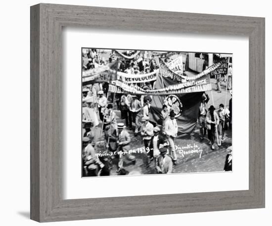 March of the Workers, Mexico City, May Day 1929-Tina Modotti-Framed Photographic Print