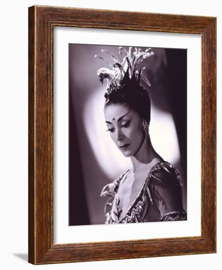 Margot Fonteyn in La Peri, Dame Margot Fonteyn de Arias, 18 May 1919 - 21 February 1991-Houston Rogers-Framed Photographic Print