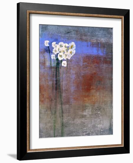 Marguerites 1-Maeve Harris-Framed Giclee Print