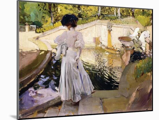 Maria Looking at the Fishes, Granja, 1907-Joaquín Sorolla y Bastida-Mounted Giclee Print