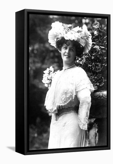 Marie Studholme (1875-193), English Actress, 1900s-J Beagles & Co-Framed Premier Image Canvas