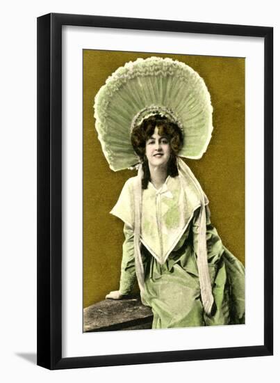 Marie Studholme (1875-193), English Actress, Early 20th Century-J Beagles & Co.-Framed Giclee Print