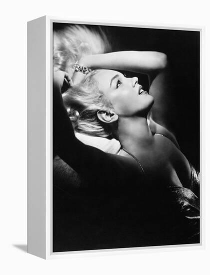 Marilyn Monroe, 1950-null-Framed Premier Image Canvas