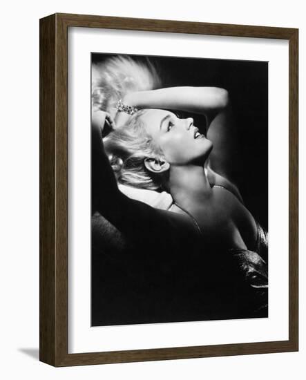 Marilyn Monroe, 1950-null-Framed Photographic Print