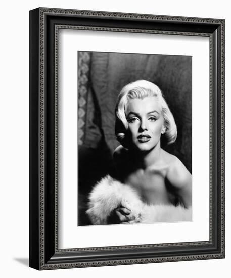 Marilyn Monroe, 1952-null-Framed Photographic Print