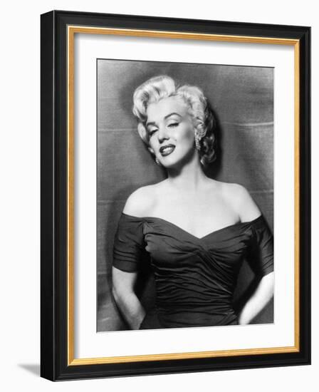 Marilyn Monroe, 1953-null-Framed Photographic Print