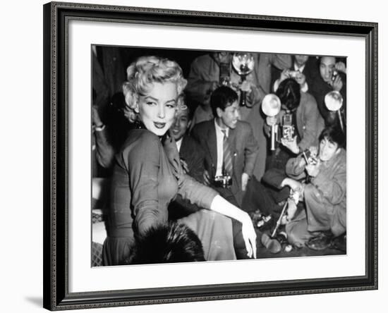 Marilyn Monroe, 1954. Marilyn Monroe In Japan for His Honeymoon With Joe Dimaggio, 1954-null-Framed Photographic Print