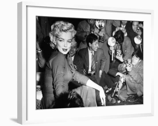 Marilyn Monroe, 1954. Marilyn Monroe In Japan for His Honeymoon With Joe Dimaggio, 1954-null-Framed Photographic Print