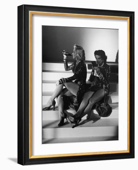 Marilyn Monroe and Jane Russell During a Break While Filming "Gentlemen Prefer Blondes"-Ed Clark-Framed Premium Photographic Print