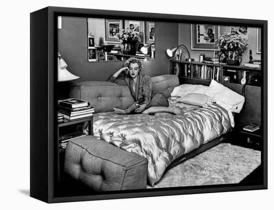 Marilyn Monroe at Home in Hollywood in 1962-null-Framed Stretched Canvas