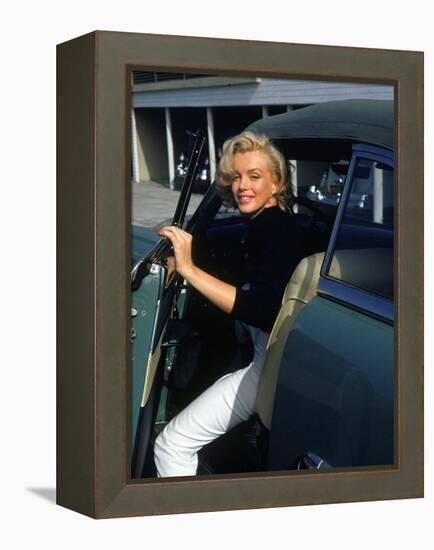 Marilyn Monroe Getting Out of a Car-Alfred Eisenstaedt-Framed Premier Image Canvas