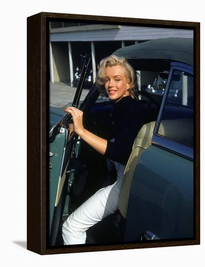 Marilyn Monroe Getting Out of a Car-Alfred Eisenstaedt-Framed Premier Image Canvas