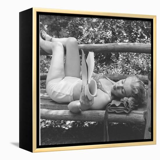 Marilyn Monroe in California-Ed Clark-Framed Premier Image Canvas